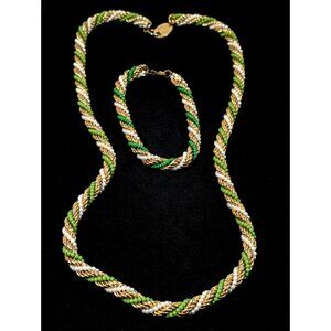 Vintage Bozart Italy Green White Bed Gold Tone Twist Necklace Bracelet Set